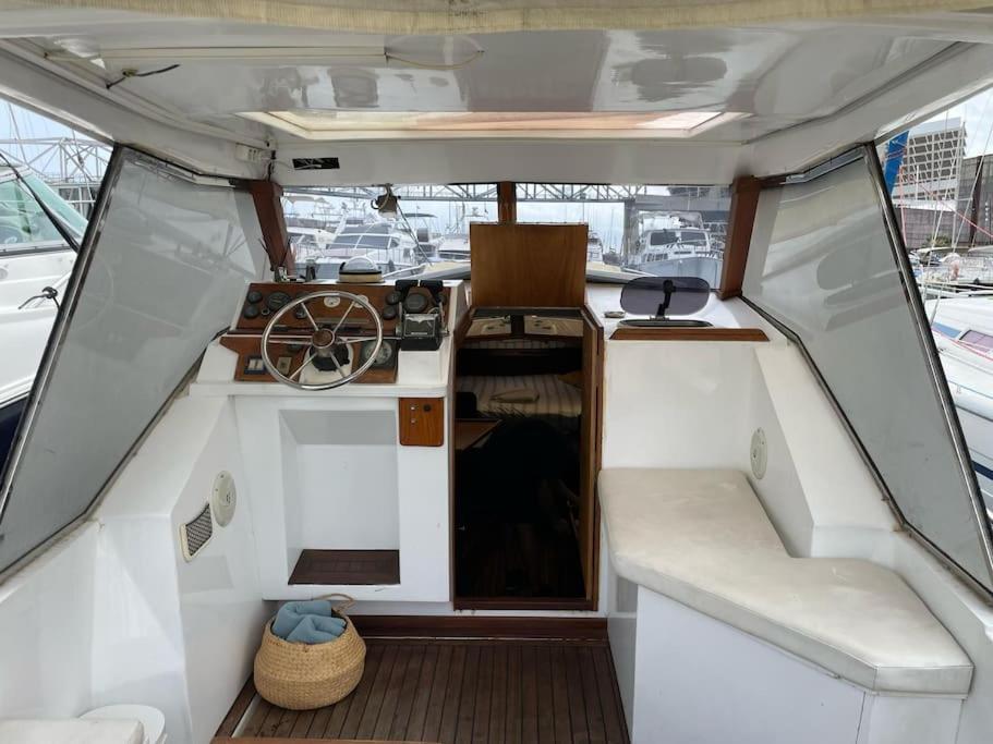 Barco Acogedor - Cosy Boat - Barcelona Hotel Buitenkant foto