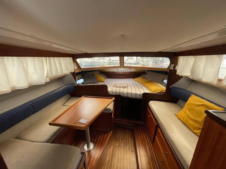 Barco Acogedor - Cosy Boat - Barcelona Hotel Buitenkant foto